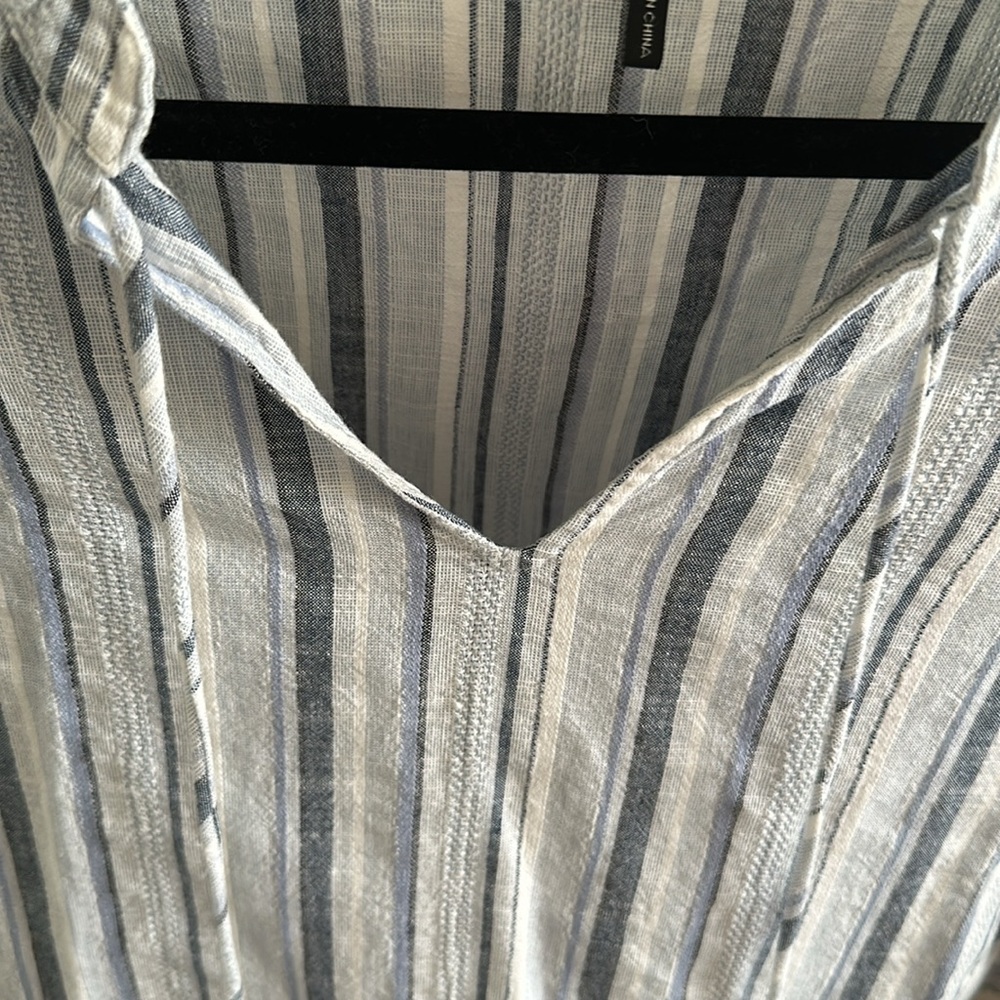 Nic and Zoe boho top.  Excellent conditon. - Picture 3 of 7